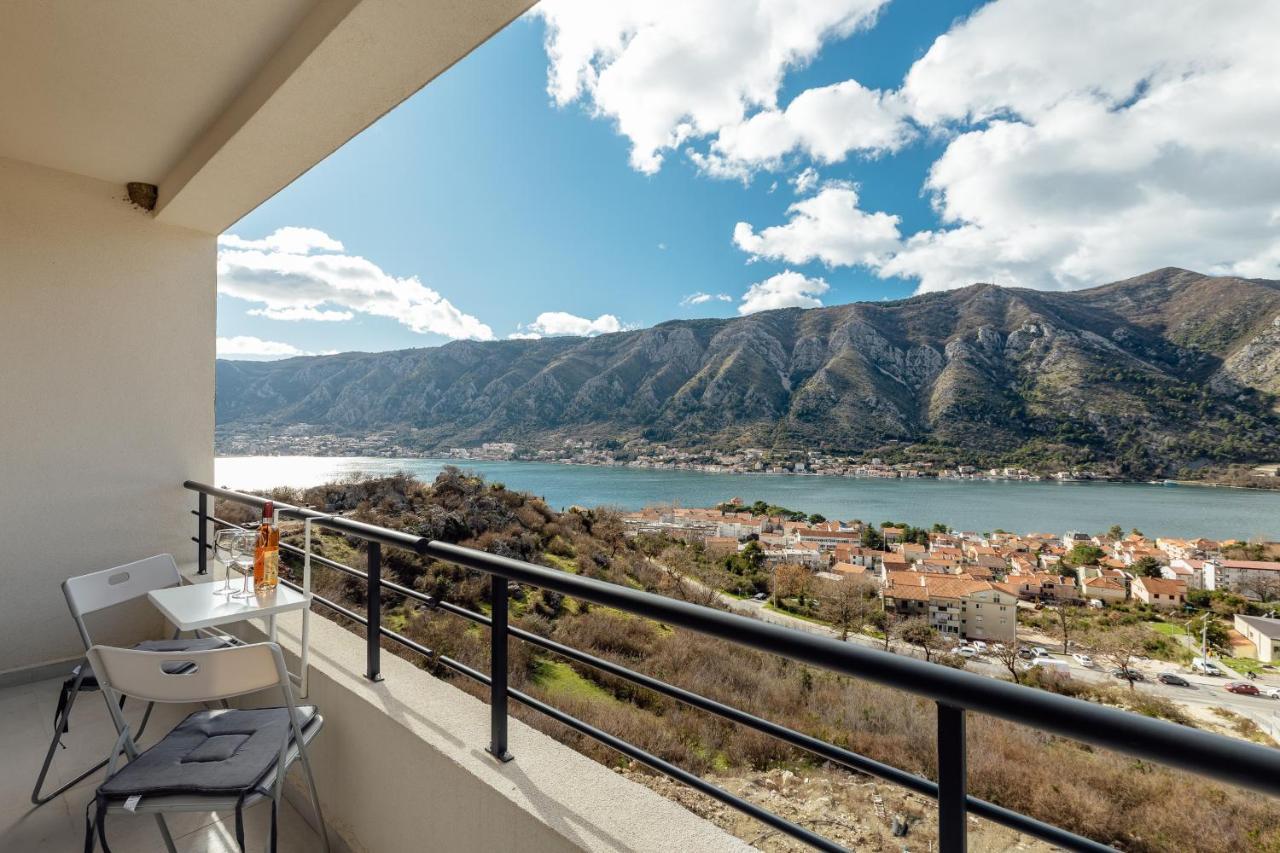 Lana Sea View Apartment โกตอร์ ภายนอก รูปภาพ